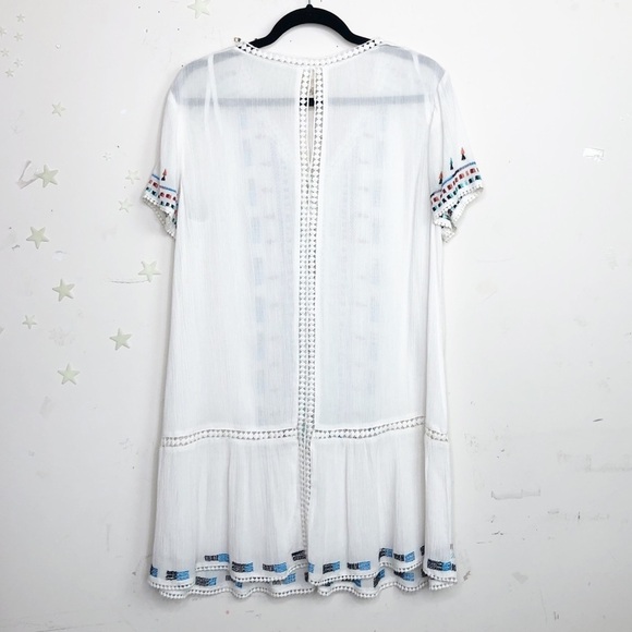 SAND & Spirit white embroidered coverup - Picture 4 of 9